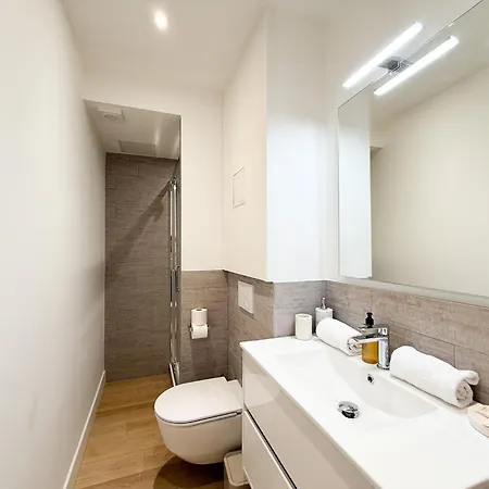 Apartamento 5a - Facing Port & Town Hall